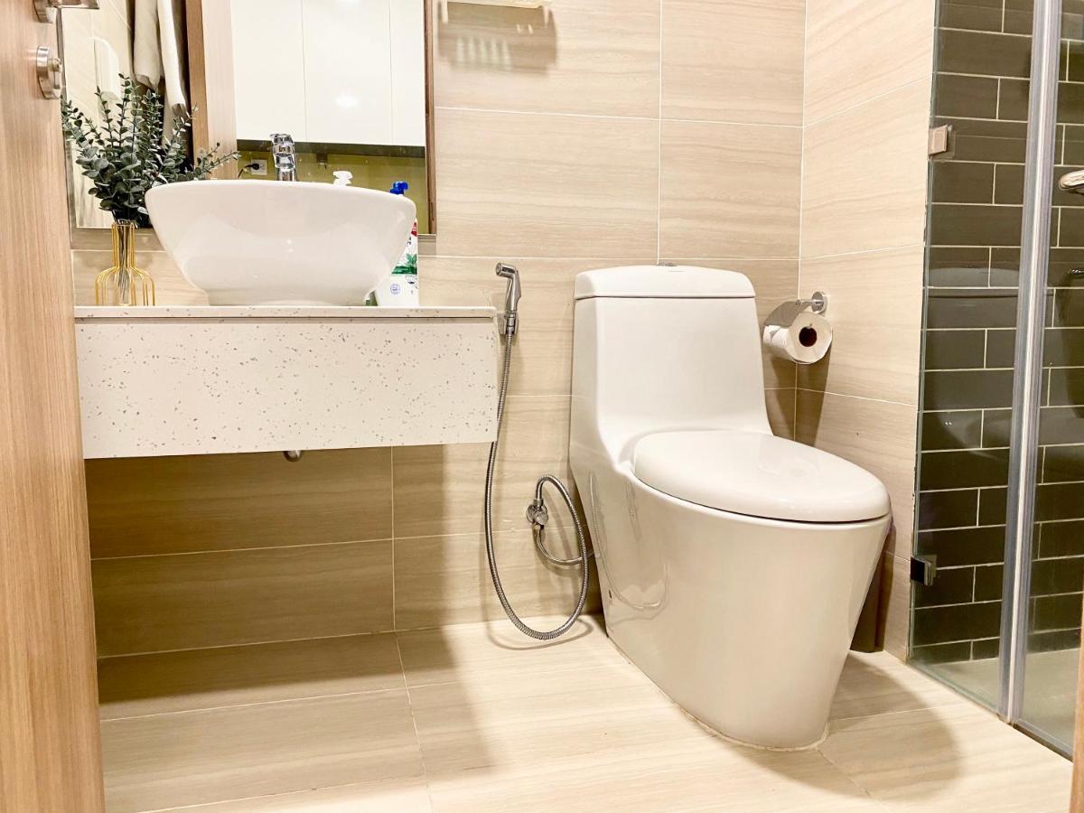 Yu Stay Green Premium Luxury 2Bedrooms Condotel In D1 Near Bui Vien Street Хошимин Екстериор снимка
